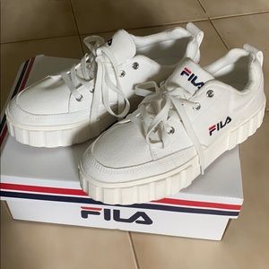 FILA Sandblast Sneakers
